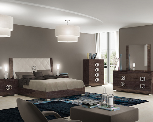 Кровать двуспальная  Prestige 180 с мягким изголовьем