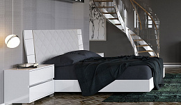 Кровать двуспальная с мягким изголовьем DREAM 160